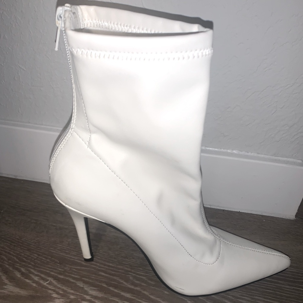 Size 10 White heeled booties by Forever 21